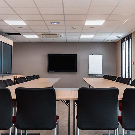Holiday Inn Express Ajaccio By Ihg Экстерьер фото