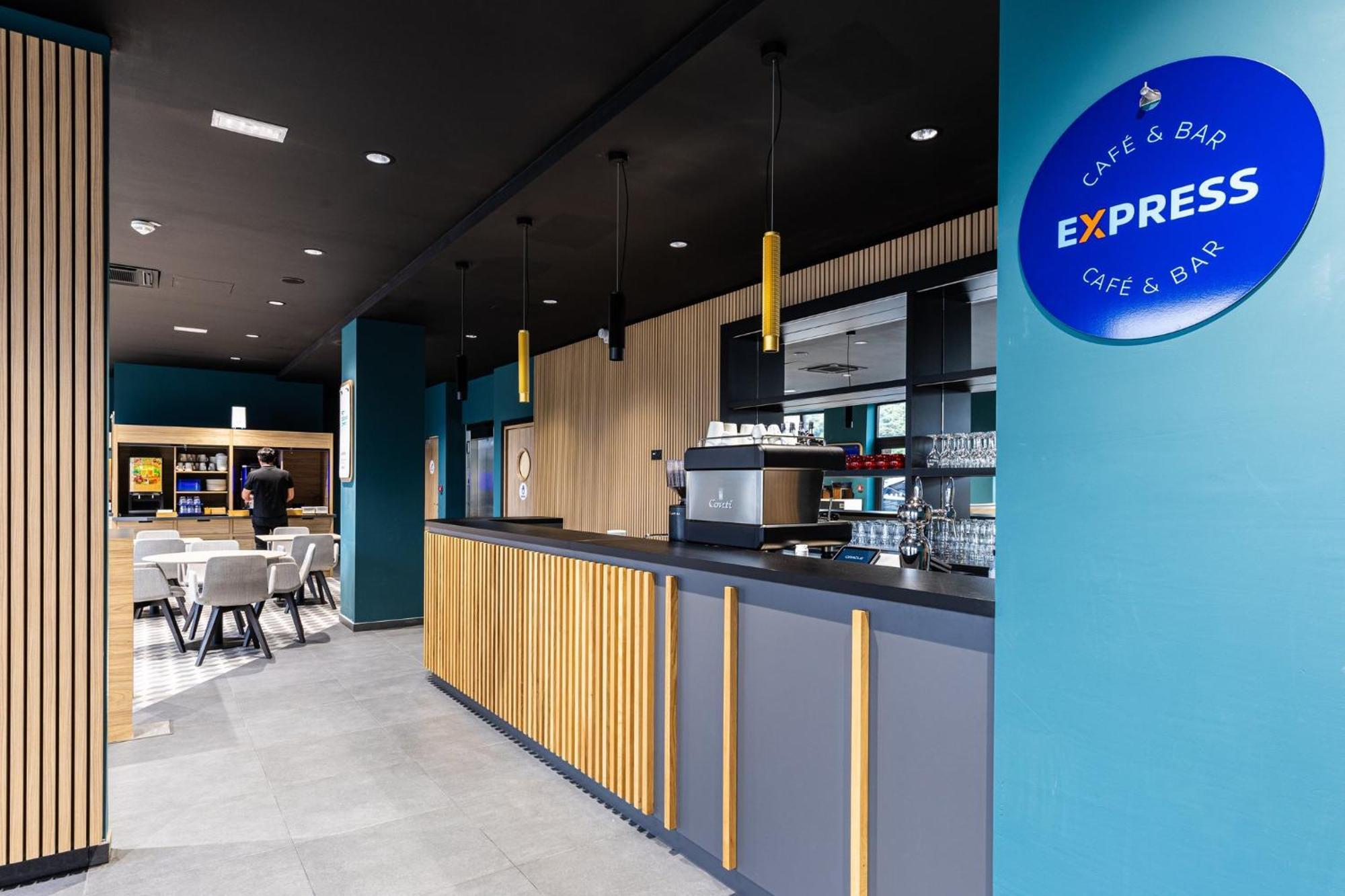 Holiday Inn Express Ajaccio By Ihg Экстерьер фото
